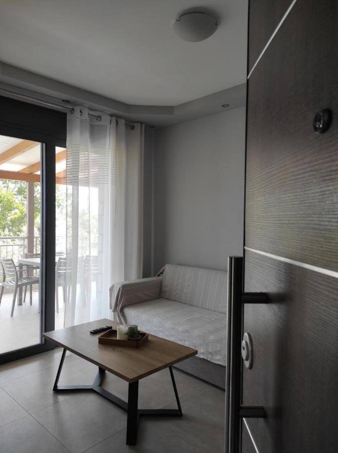 Iris Villas Complex Frínion 外观 照片